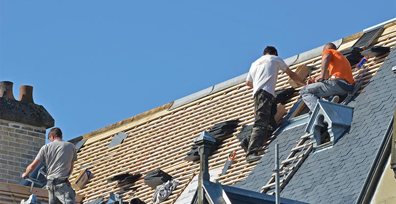 Réparation de toiture à Nantes 